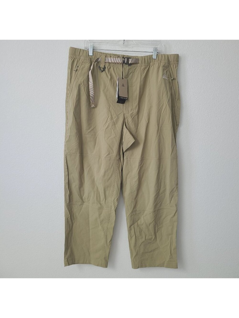 Nike ACG UV Repel Hiking Pants FN2450-297 Size XXL Beige